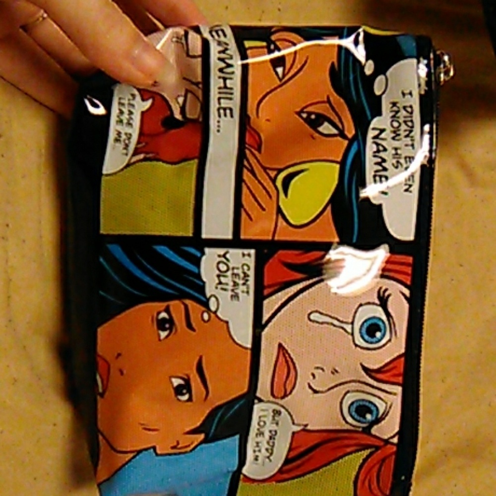 πβΌοΈ cosmetic bag, NEW!!πβ€΄οΈ - Picture 4 of 8
